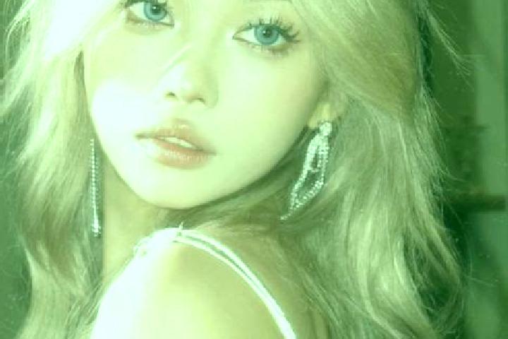 Lily, 25, a platinum blonde dark-eyed asian companion based in Heyu. Offering Couples, Party Girl, A-Level. Available for incall and outcall, day and evening...