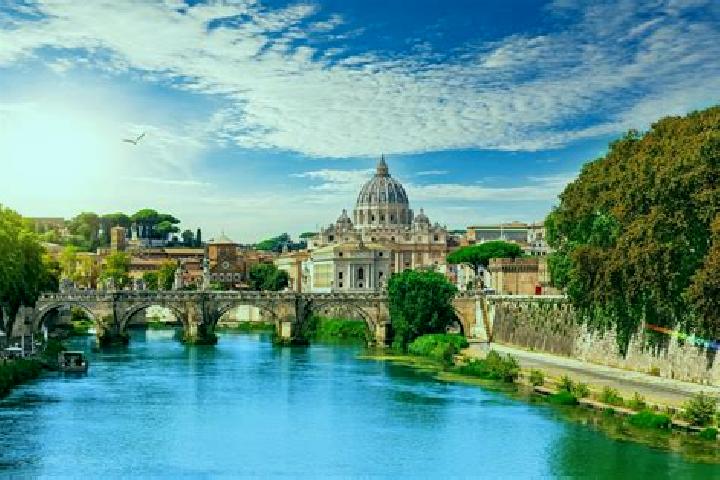 Lily, 25 — Escort in Cantalupa, Italy