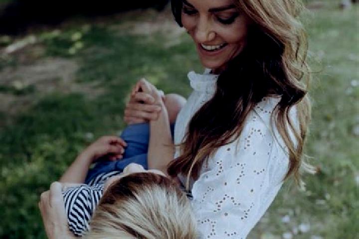 Lily, 25 — Escort in Middleton, Canada