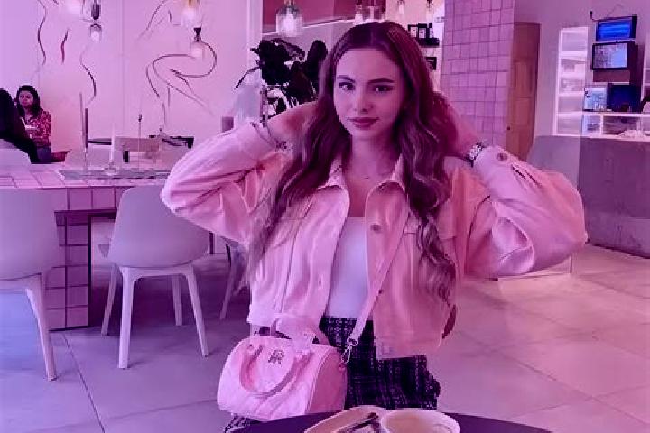 Lily, 25 — Escort in Thorne, United Kingdom