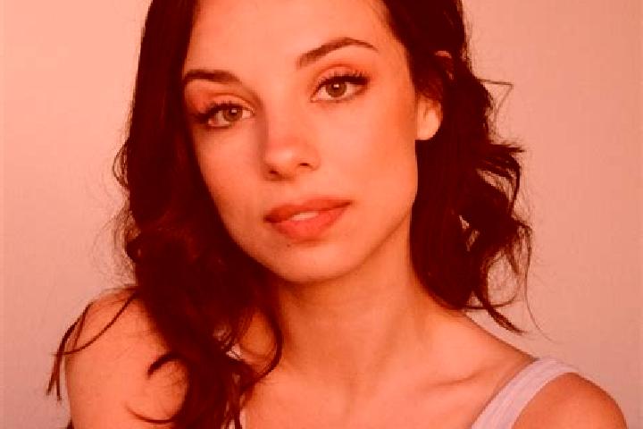 Lily, 25 — Escort in Zumikon / Froeschguellen, Switzerland