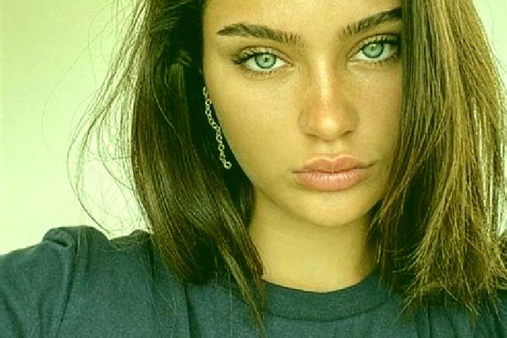 Lily, 26, a brunette blue-eyed middle eastern companion based in Tepoztlan. Offering A-Level, GFE, Party Girl. Available for incall and outcall, overnight bo...