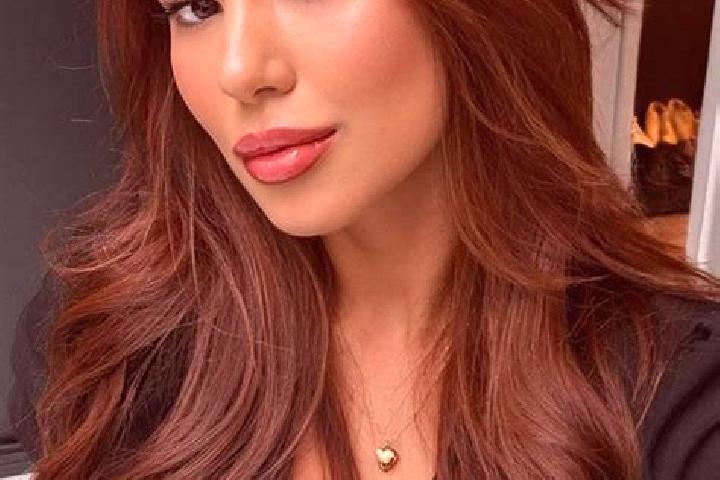 Lily, 26, a chestnut brown-eyed latina companion based in San Jose del Penasco. Offering Overnight, OWO, Tantra, Party Girl. Available for incall and outcall...