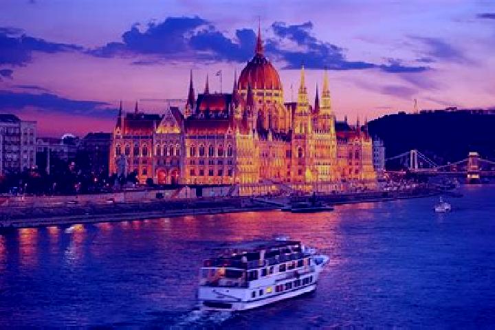 Lily, 26 — Escort in Budapest, Hungary