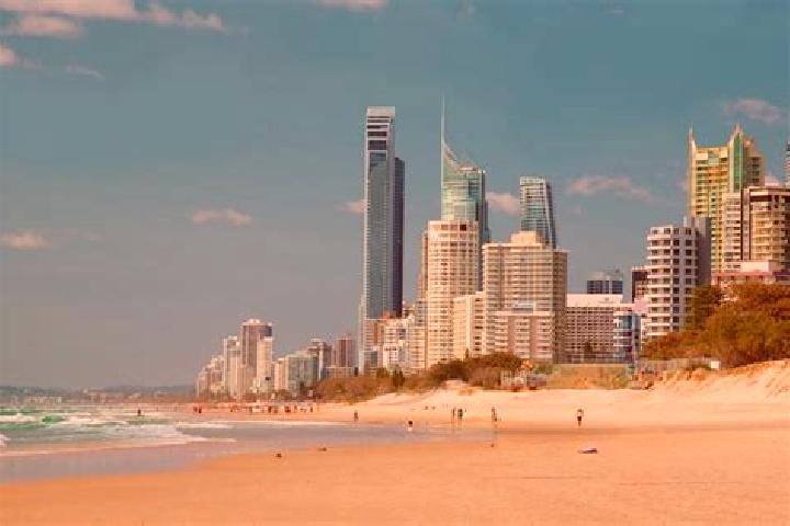 Lily, 26 — Escort in Main Beach, Australia