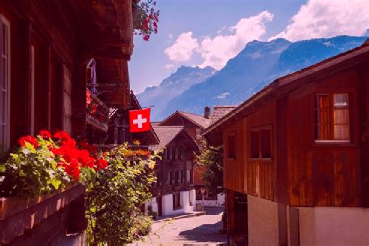 Lily, 26 — Escort in Sattel, Switzerland