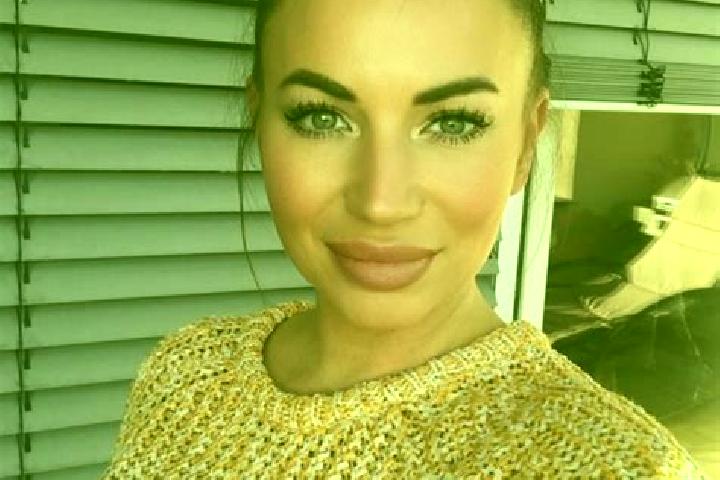 Lily, 26 — Escort in Uhingen, Germany