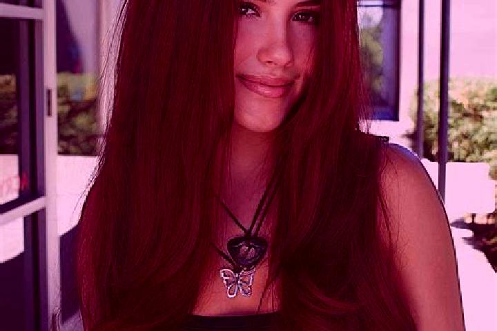 Lily, 27, a auburn dark-eyed slavic companion based in Thanh Son. Offering OWO, Roleplay, A-Level. Available for incall and outcall, day and evening dates.