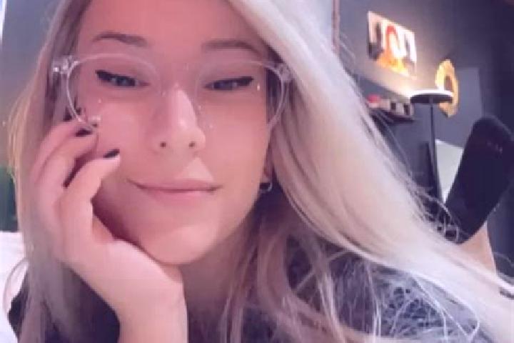 Lily, 27, a black grey-eyed middle eastern companion based in Sint-Margriete-Houtem. Offering GFE, Fetish, CIM, Massage, Roleplay. Available for incall and o...