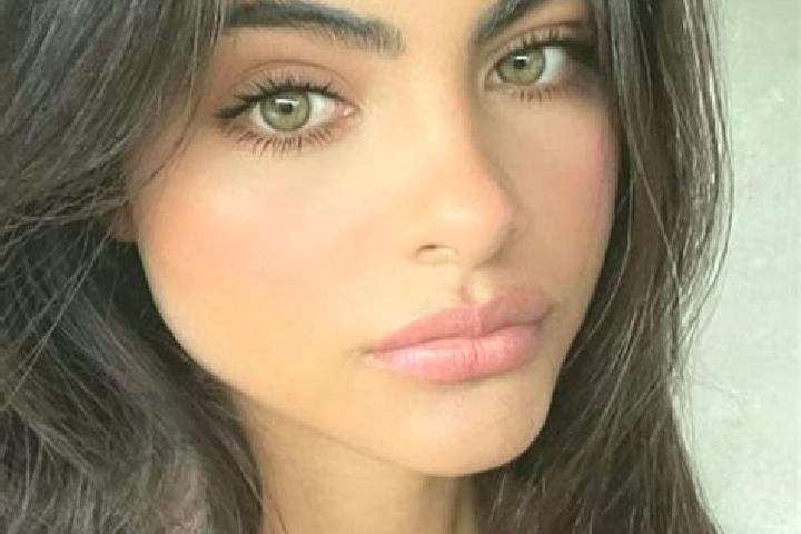 Lily, 27, a brunette amber-eyed middle eastern companion based in Ixtapangajoya. Offering Erotic Massage, 69, Roleplay, Striptease. Available for incall and ...