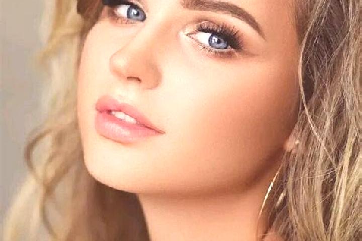 Lily, 27, a dark blonde blue-eyed mediterranean companion based in Capitan Meza. Offering GFE, Duos, CIM, Couples. Available for incall and outcall, overnigh...