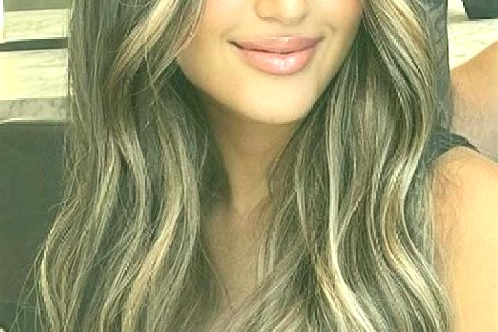 Lily, 27, a dark blonde grey-eyed caucasian companion based in Rapperswinkel. Offering Girlfriend Experience, Erotic Massage, Fetish. Available for incall an...