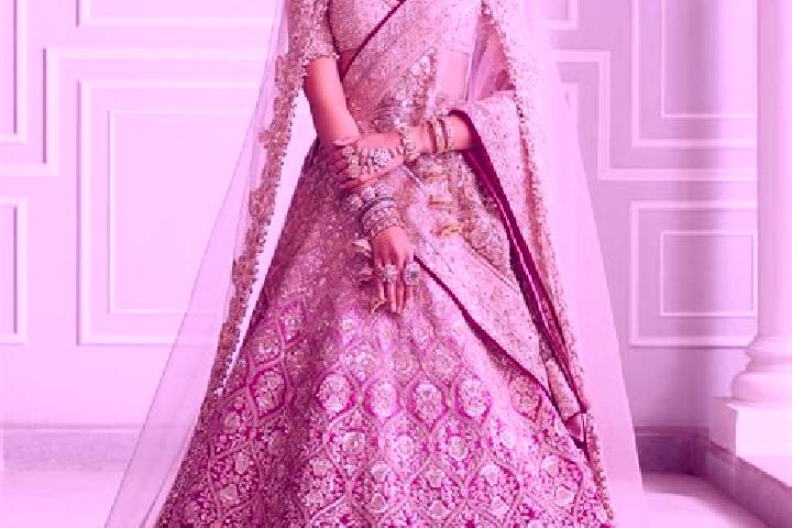 Lily, 27 — Escort in Deoband, India