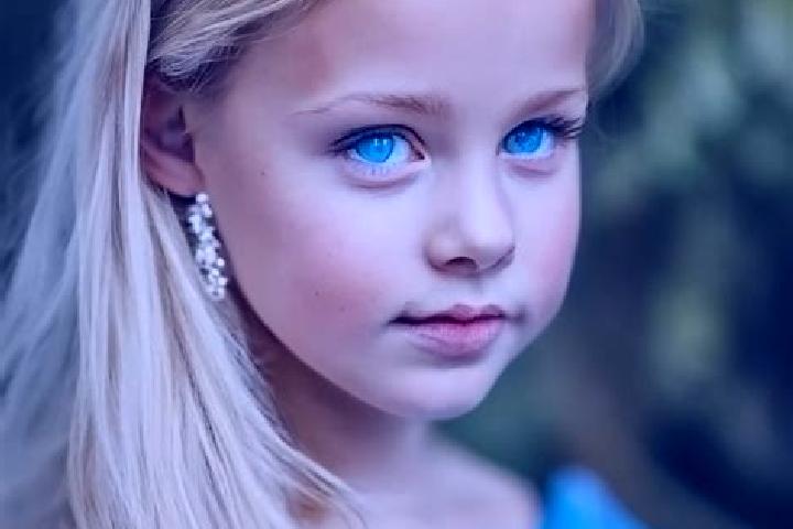 Lily, 28, a blonde blue-eyed caribbean companion based in Toszeg. Offering Striptease, Deep French Kissing, Massage, Travel Companion. Available for incall a...