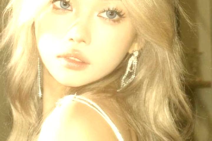 Lily, 28, a blonde grey-eyed asian companion based in Follebu. Offering GFE, 69, Striptease. Available for incall and outcall, overnight bookings available.