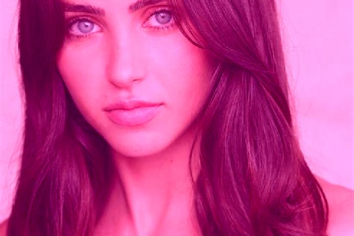Lily, 28, a brunette amber-eyed middle eastern companion based in Lakeburn. Offering Erotic Massage, BDSM, Massage. Available for incall and outcall, overnig...