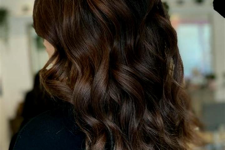 Lily, 28, a chestnut brown-eyed indian companion based in Jacunda. Offering A-Level, Erotic Massage, Fetish, Tantra. Available for incall and outcall, day an...