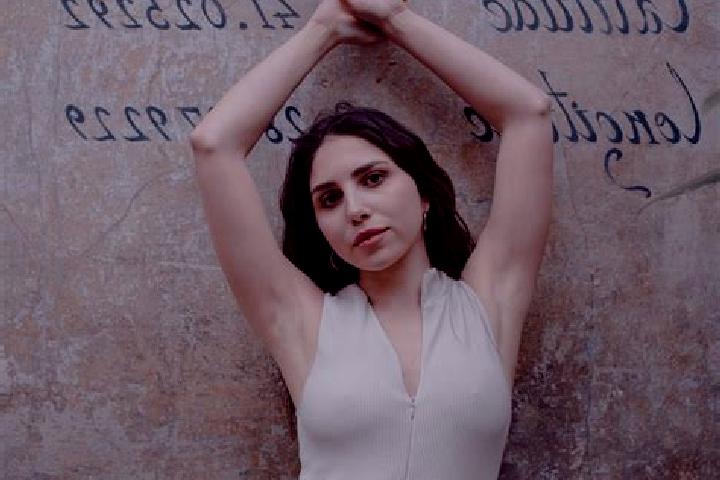 Lily, 28 — Escort in Cerquotti-Madonna del Piano, Italy