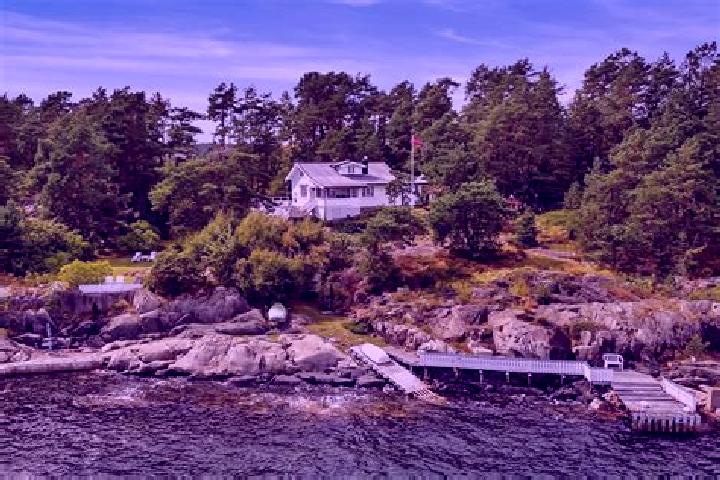 Lily, 28 — Escort in Fagerstrand, Norway