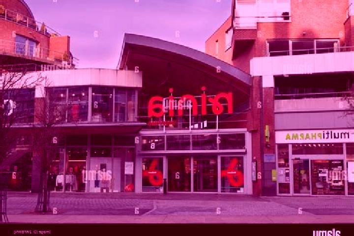 Lily, 28 — Escort in Ninove, Belgium