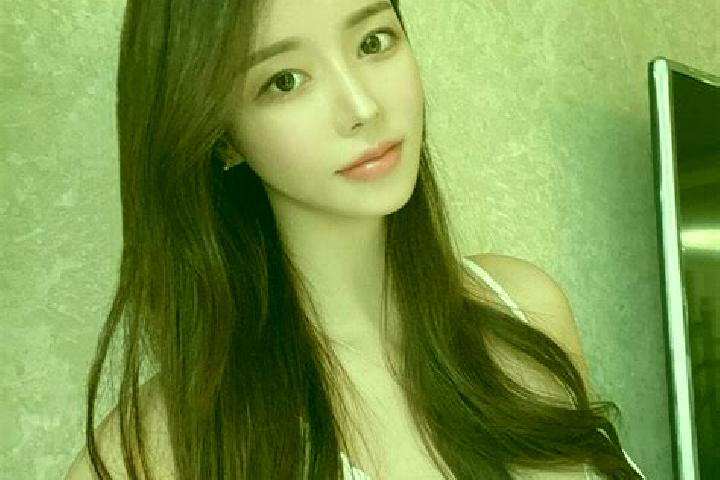 Lily, 28 — Escort in Shangkenglu, China