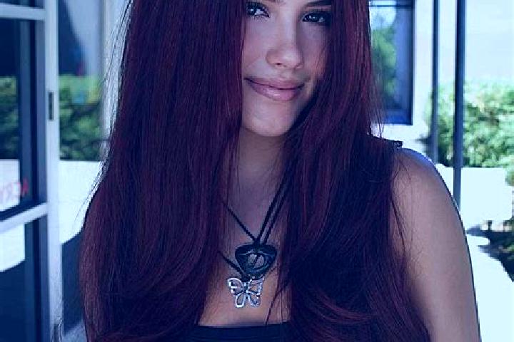 Lily, 29, a auburn brown-eyed european companion based in Utwe. Offering OWO, A-Level, Fetish. Available for incall and outcall, day and evening dates.