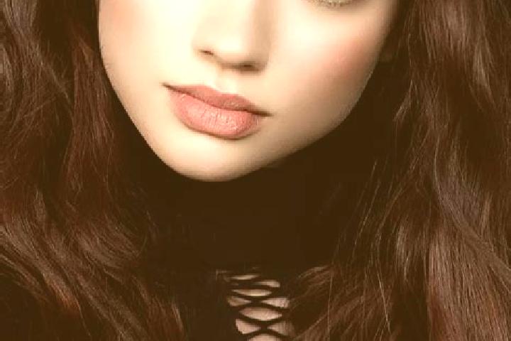 Lily, 29, a brunette dark-eyed caucasian companion based in Heiligenblut. Offering 69, Travel Companion, Deep French Kissing, BDSM, Prostate Massage. Availab...
