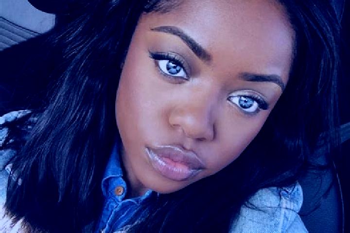 Lily, 29, a chestnut blue-eyed ebony companion based in Soulitre. Offering Couples, 69, Travel Companion. Available for incall and outcall, overnight booking...