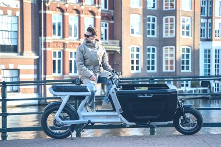 Lily, 29 — Escort in Bekegem, Belgium
