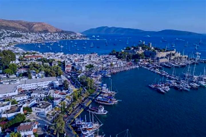 Lily, 29 — Escort in Bodrum, Turkey