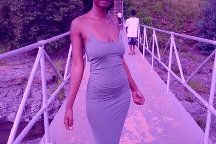 Lily, 29 — Escort in Maviljan B, South Africa