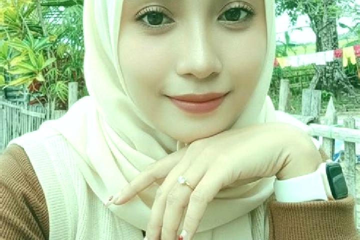 Lily, 29 — Escort in Peureulak, Indonesia