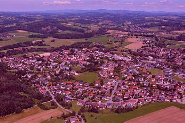 Lily, 29 — Escort in Tiefenbach, Germany