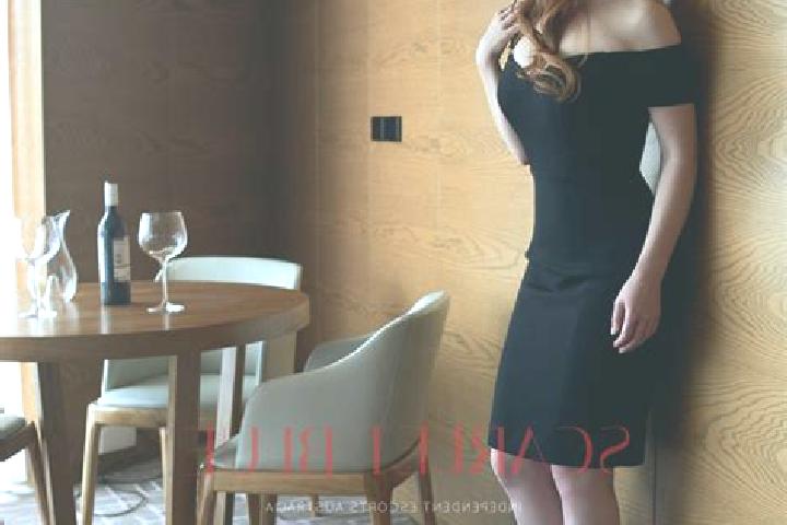 Lily, 30, a red dark-eyed ebony companion based in Soucelles. Offering Dinner Date, Girlfriend Experience, 69. Available for incall and outcall, overnight bo...