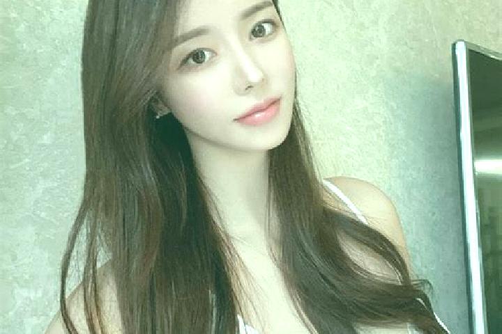 Lily, 30 — Escort in Jieheshi, China