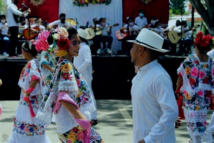 Lily, 30 — Escort in Vaquerias, Mexico