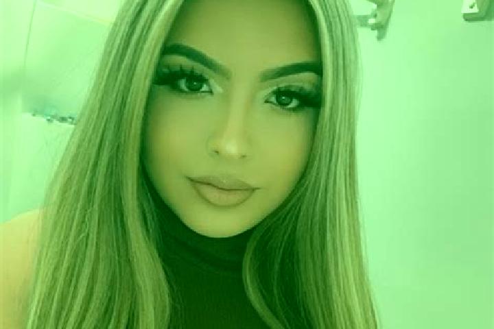 Lily, 31, a blonde brown-eyed latina companion based in Rakai. Offering Domination, Duos. Available for incall and outcall, day and evening dates.
