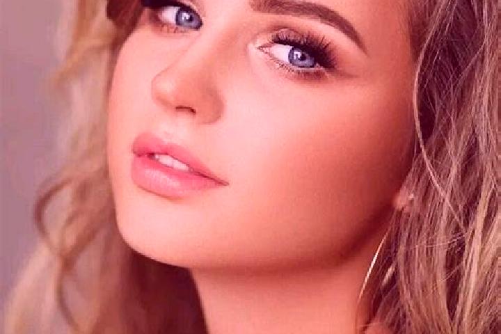 Lily, 31, a dark blonde blue-eyed asian companion based in Toro. Offering A-Level, Tantra, Prostate Massage. Available for incall and outcall, day and evenin...