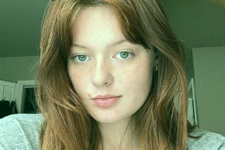 Lily, 31, a red grey-eyed european companion based in Langenhorn. Offering Striptease, Travel Companion, Deep French Kissing. Available for incall and outcal...