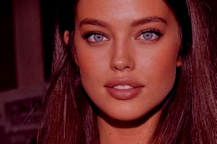 Lily, 32, a brunette blue-eyed slavic companion based in Cantalupo nel Sannio. Offering Tantra, Duos. Available for incall and outcall, day and evening dates.