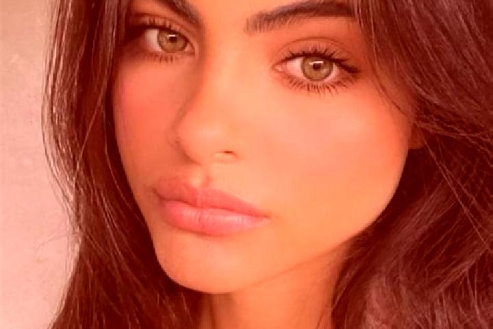 Lily, 32, a chestnut green-eyed indian companion based in Vienna. Offering Deep French Kissing, Prostate Massage, Overnight, CIM. Available for incall and ou...