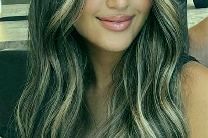 Lily, 32, a dark blonde brown-eyed asian companion based in Levone. Offering CIM, Overnight, Tantra, A-Level. Available for incall and outcall, day and eveni...
