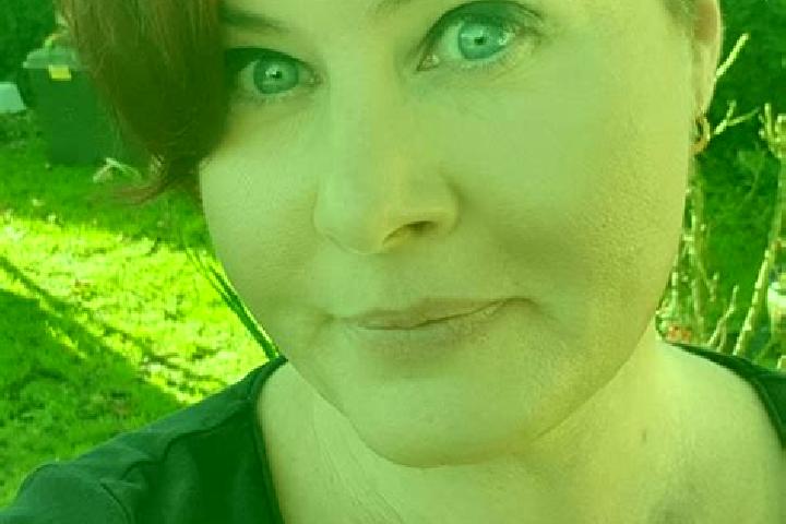 Lily, 32 — Escort in Bornel, France