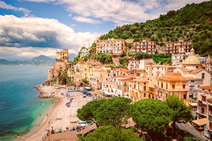 Lily, 32 — Escort in Cetara, Italy