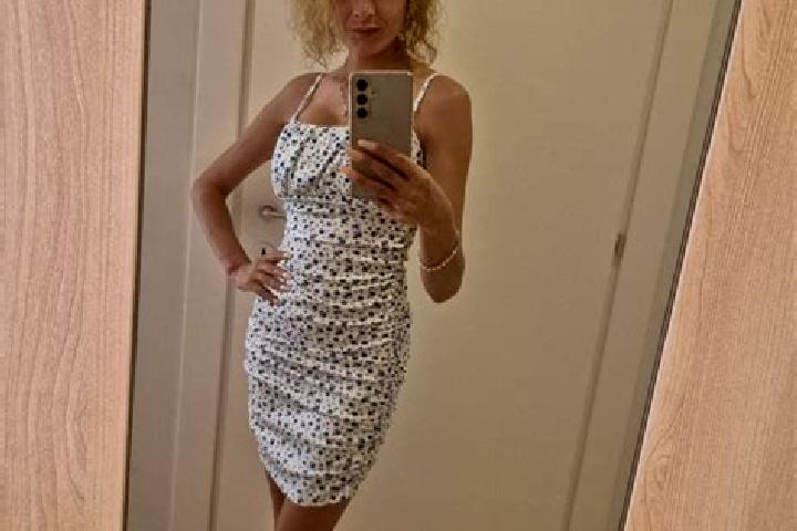 Lily, 32 — Escort in Finnentrop, Germany