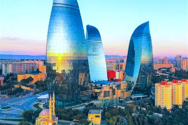 Lily, 32 — Escort in Korgoz, Azerbaijan