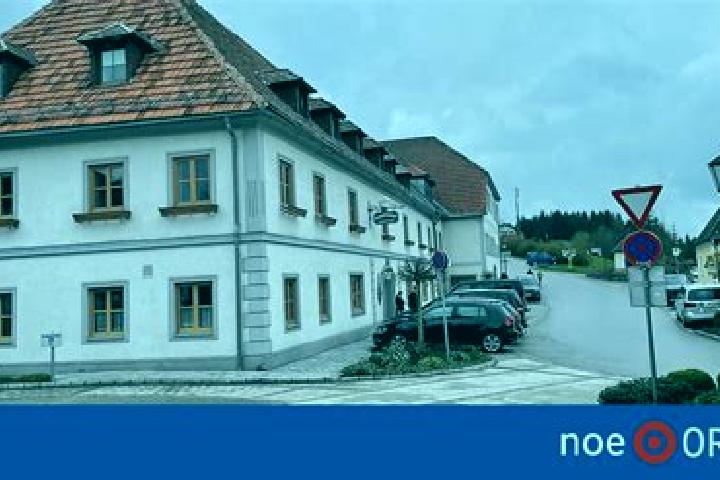 Lily, 32 — Escort in Sankt Leonhard am Hornerwald, Austria