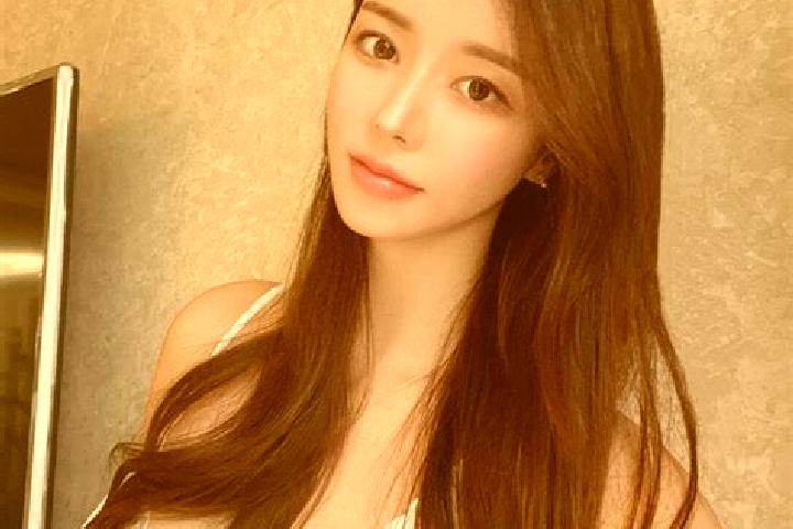 Lily, 32 — Escort in Yartang, China