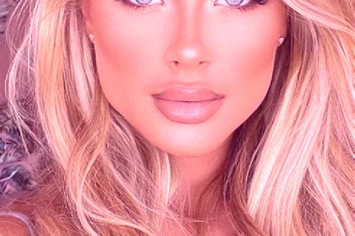 Lily, 33, a blonde blue-eyed latina companion based in Duma. Offering GFE, Duos, Party Girl, Fetish. Available for incall and outcall, overnight bookings ava...