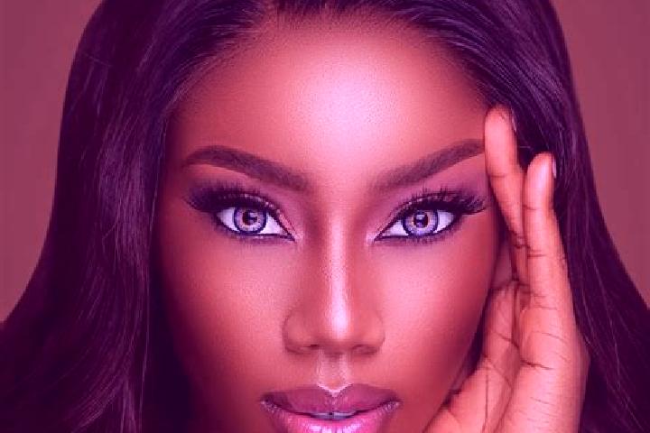 Lily, 33, a chestnut blue-eyed ebony companion based in Andimeshk. Offering Deep French Kissing, Striptease, Erotic Massage. Available for incall and outcall...